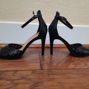 Lauren Conrad, black leather heels, 9